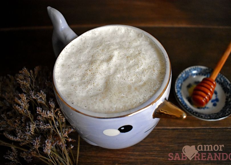 Imagen de manzanilla latte