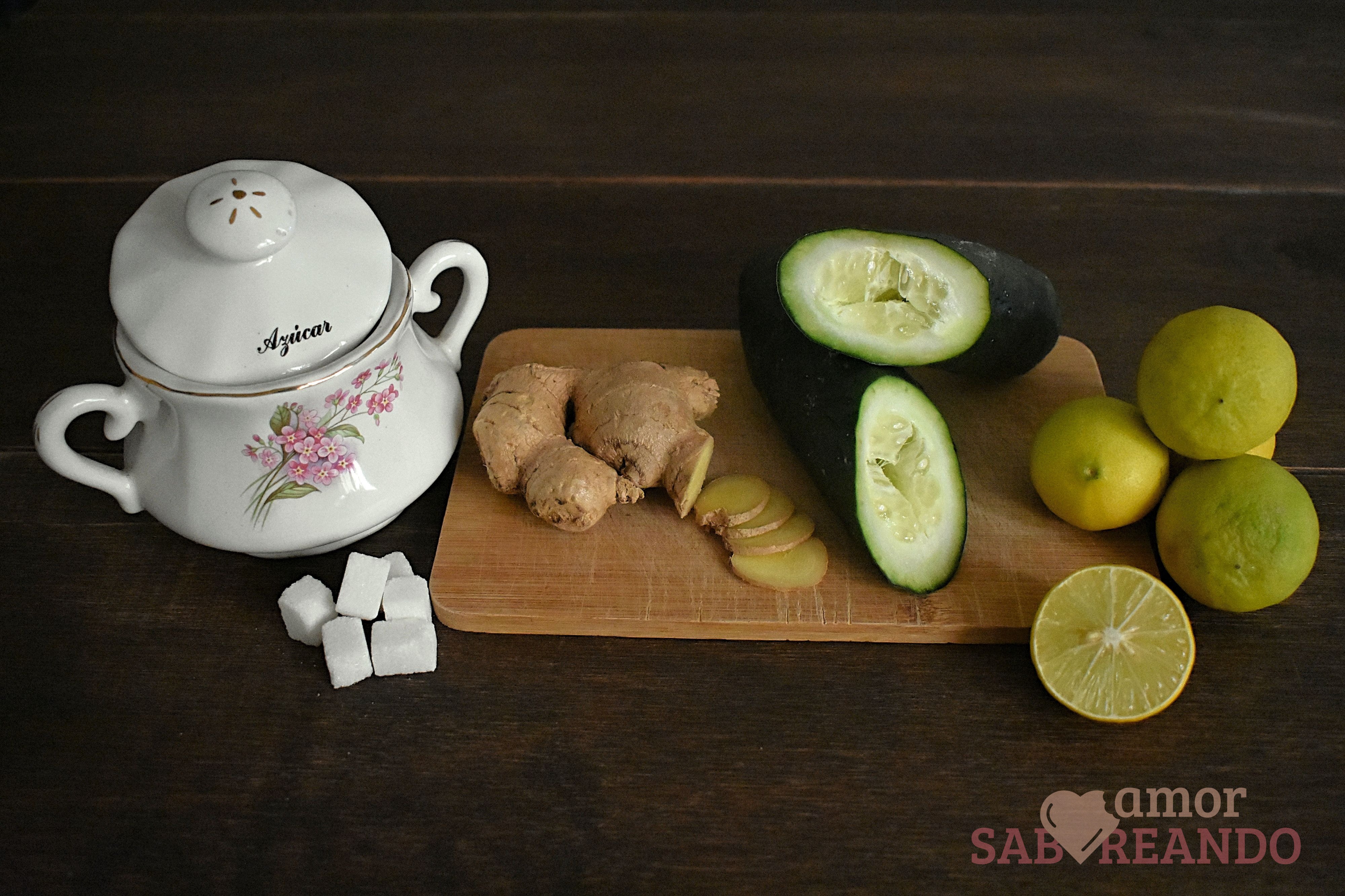 Agua de Limón pepino y jengibre